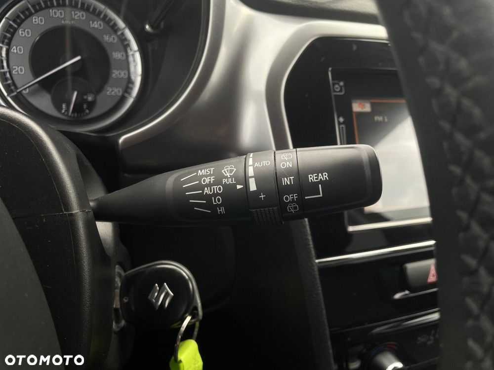 Suzuki Vitara 1.4 Boosterjet mHEV Premium 2WD - 28