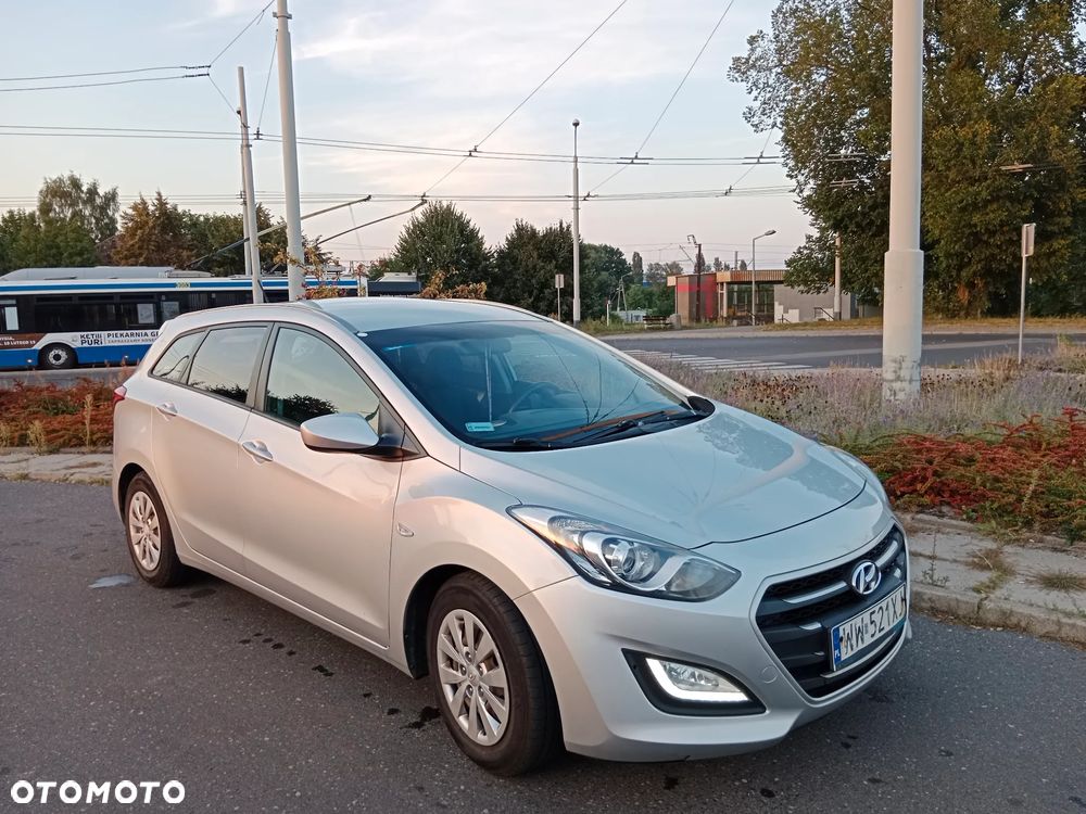 Hyundai i30 1.4 CRDi Classic + - 11