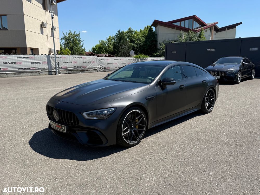 Mercedes-Benz AMG GT - 4