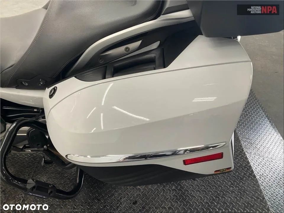 BMW K - 9