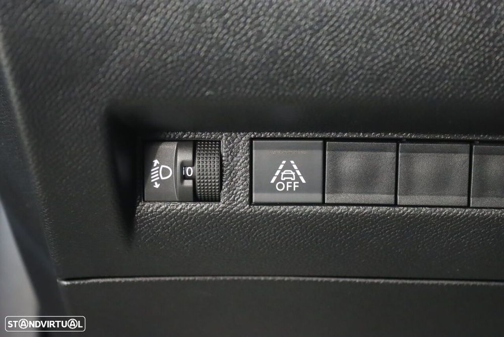 Peugeot 2008 1.5 BlueHDi Active - 17