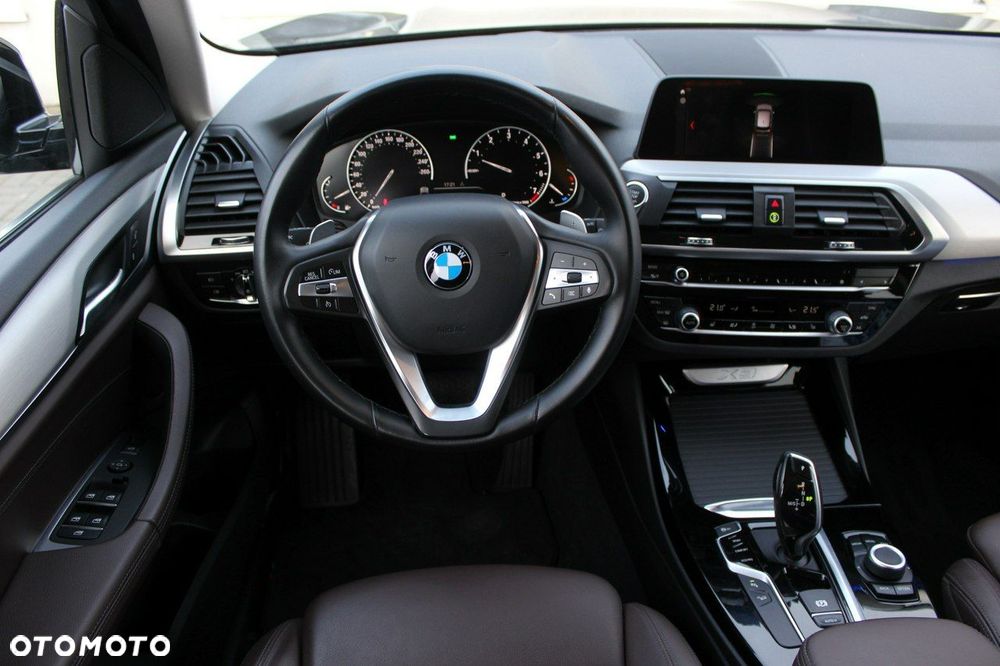 BMW X3 xDrive20i xLine - 10
