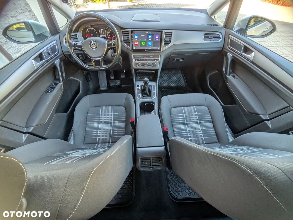 Volkswagen Golf Sportsvan - 17
