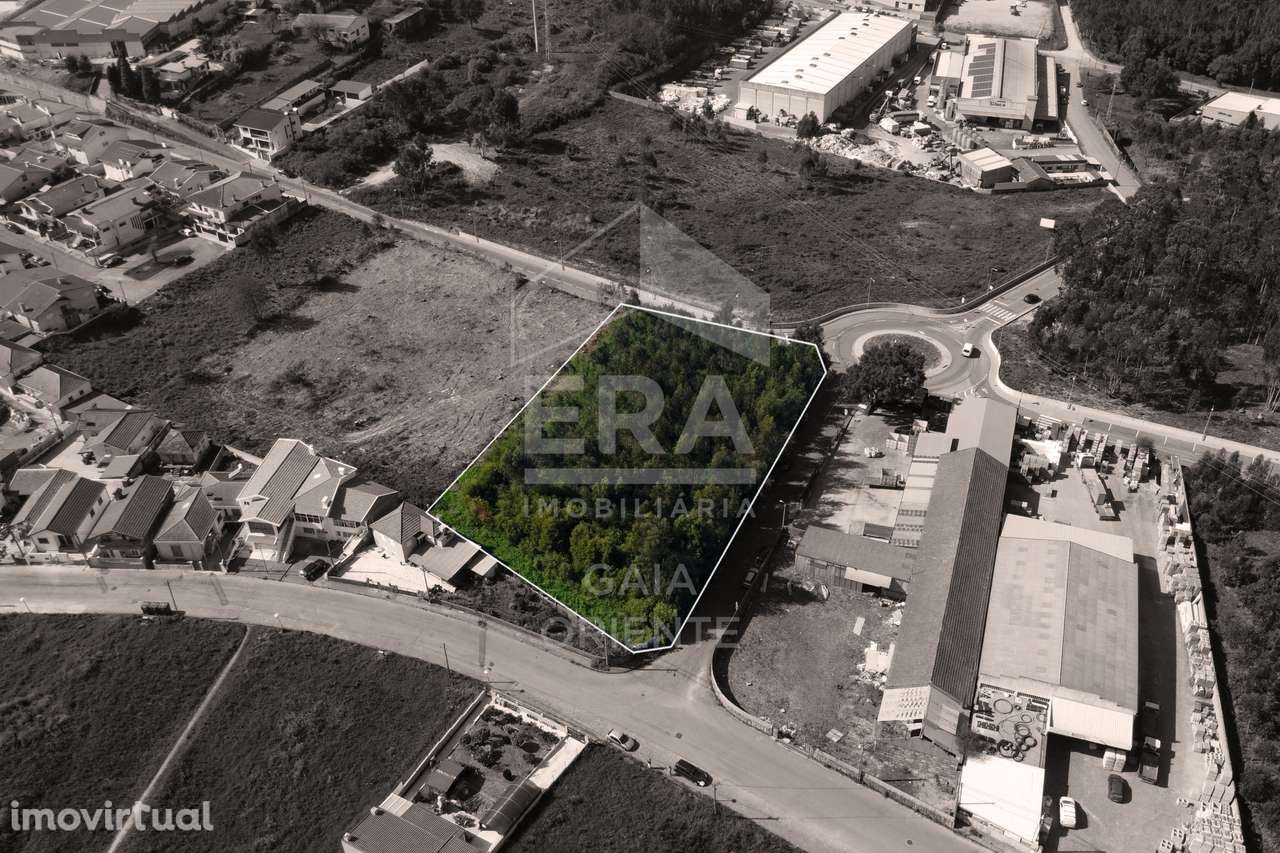 Terreno estratégico com 3.900m² em Fiães - Grande imagem: 2/5