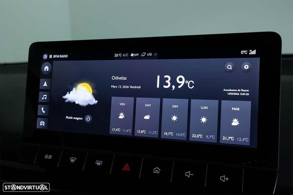 MG MG4 64 kWh Luxury - 27