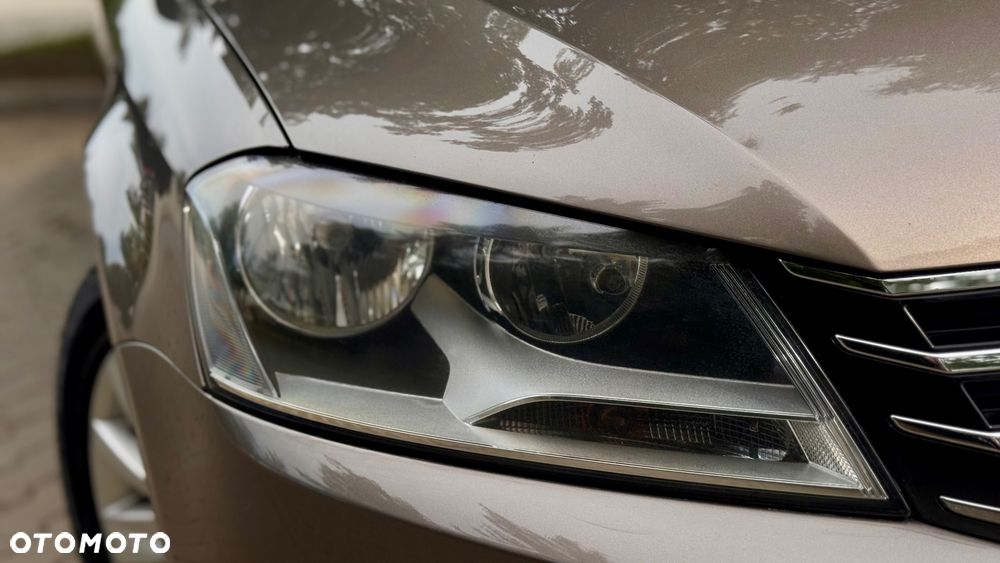 Volkswagen Passat 1.8 TSI Exclusive - 10