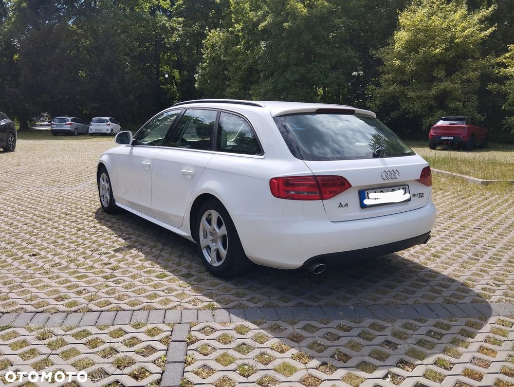 Audi A4 ver-avant-3-0-tdi-dpf-quattro-s-line-sportpaket-plus- - 22