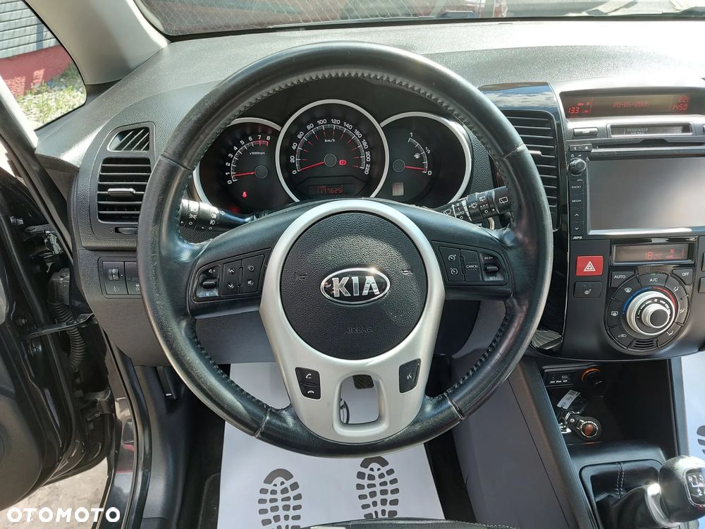 Kia Venga 1.6 CVVT Platinum Edition - 25