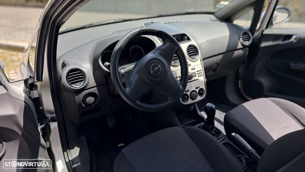 Opel Corsa - 3