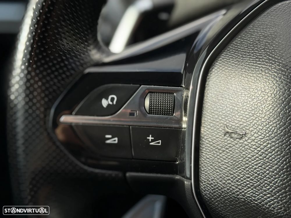 Peugeot 5008 1.5 BlueHDi GT Line EAT8 - 16