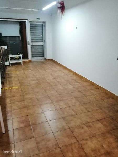 Aluga-se Loja em MINDE - Grande imagem: 4/10