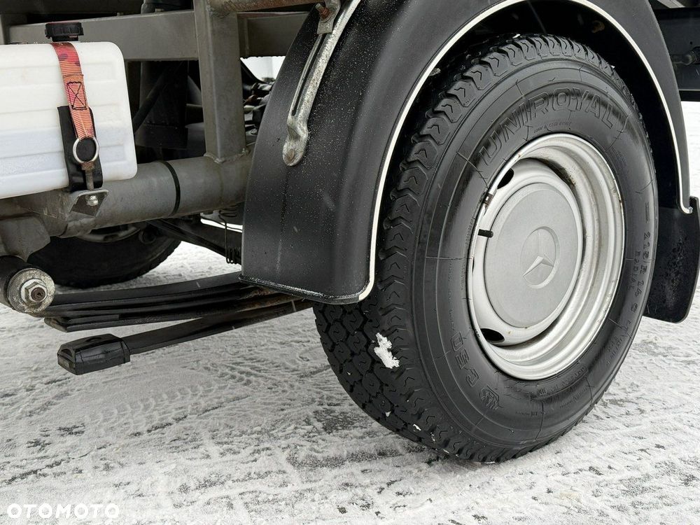 Mercedes-Benz MB 100 - 12