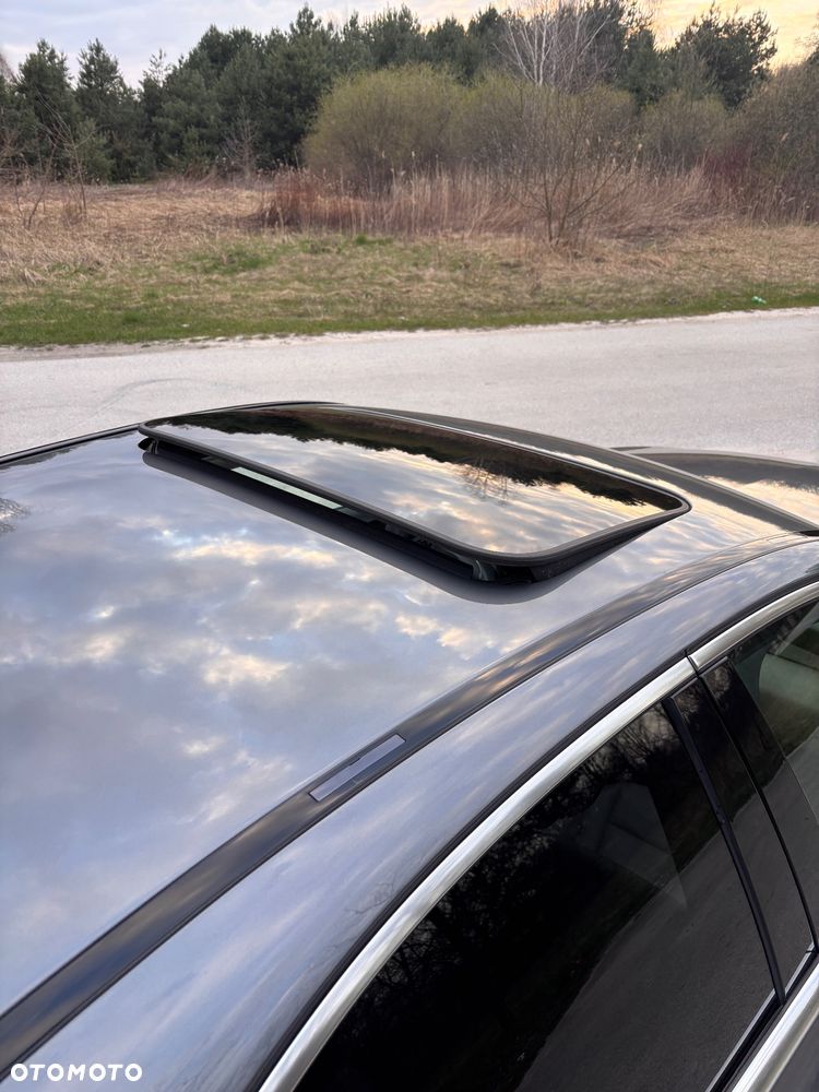 Mercedes-Benz Klasa C 300 9G-TRONIC - 11