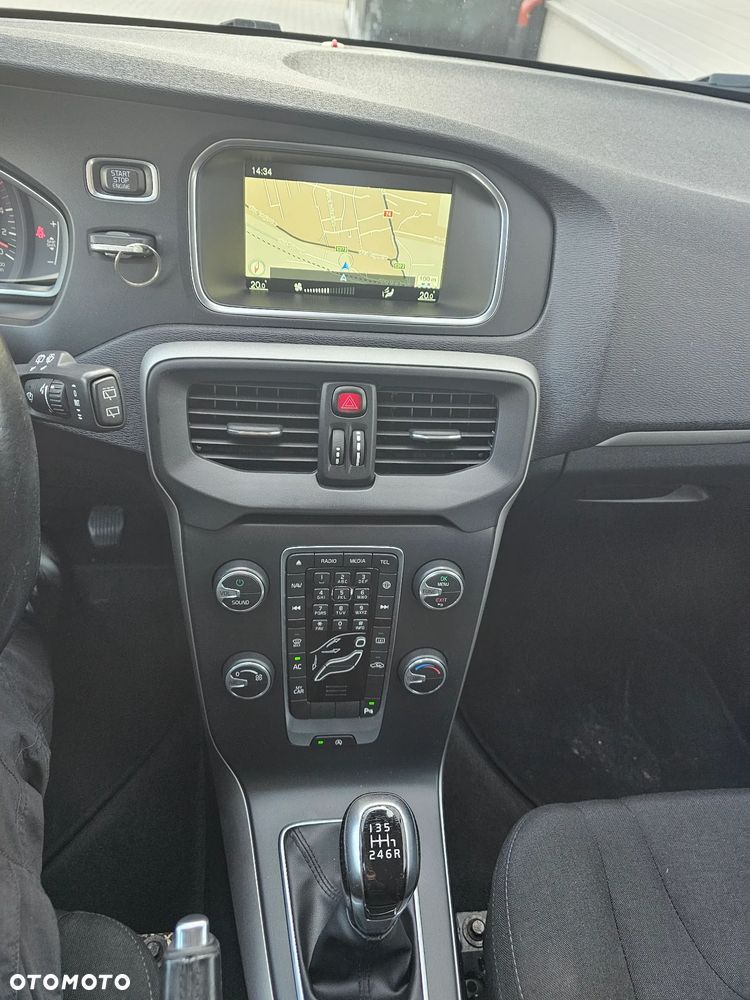 Volvo V40 D2 Kinetic - 25