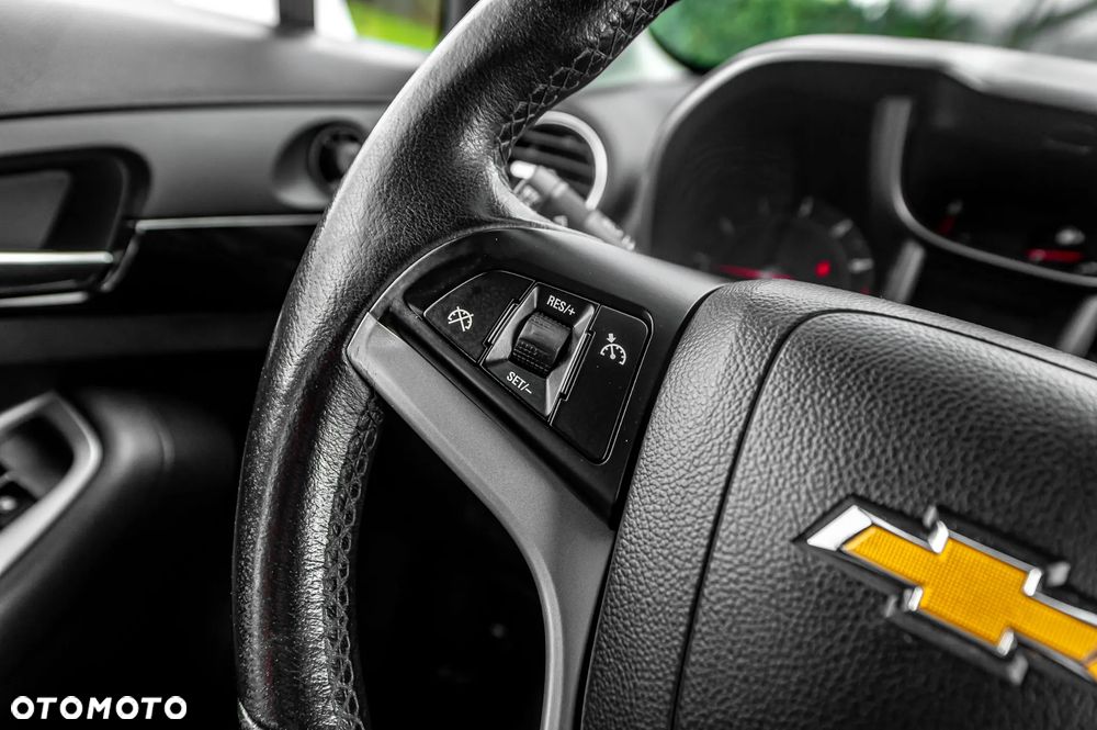 Chevrolet Orlando - 31