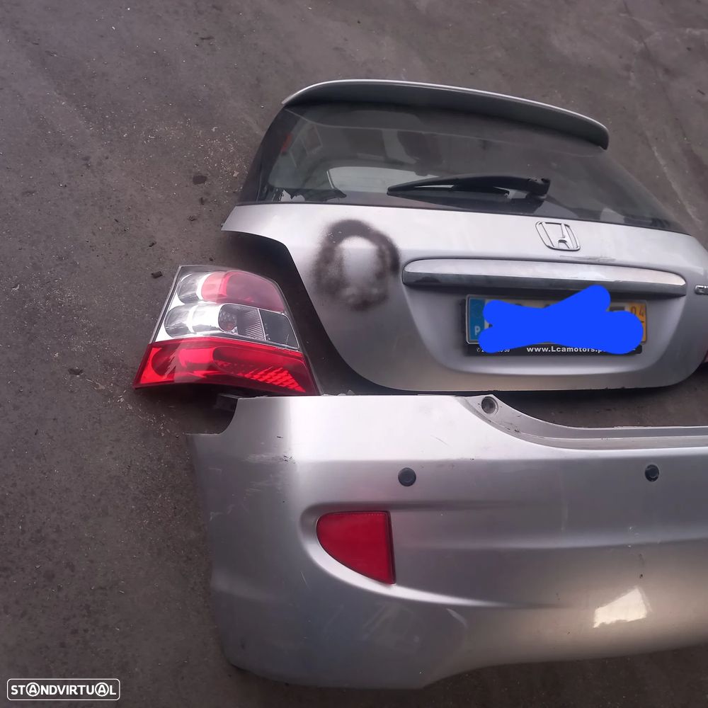 Mala e para choques tras honda civic ano 2004 - 2