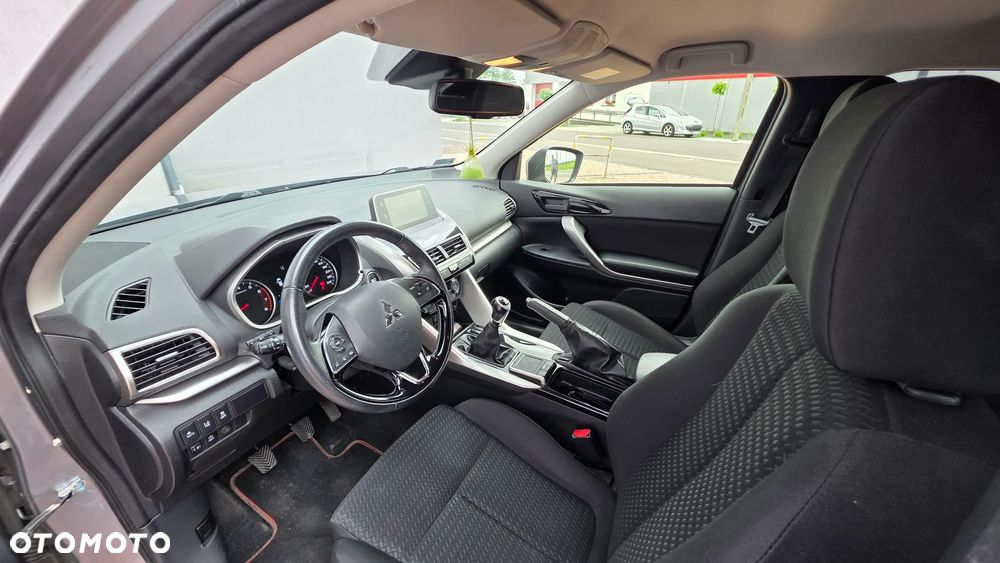 Mitsubishi Eclipse Cross 1.5 T GPF Invite Plus - 13