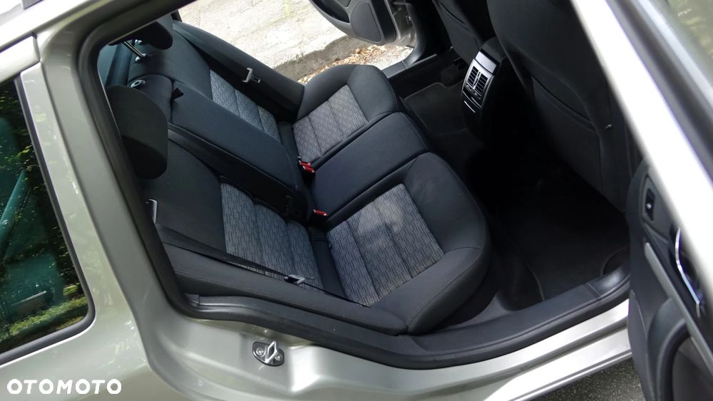 Skoda Octavia 1.4 TSI Ambiente Green tec - 10