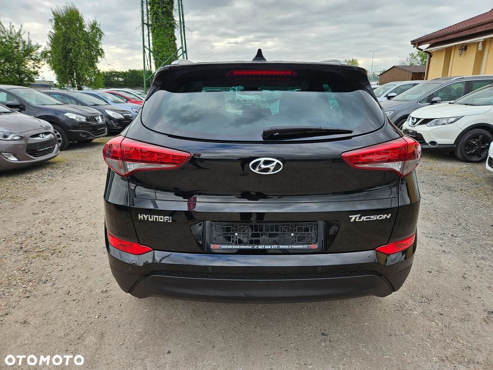 Hyundai Tucson blue 1.7 CRDi 2WD Passion - 13