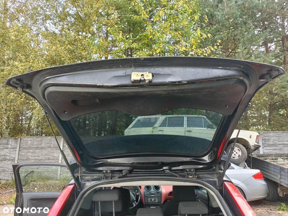 FORD FIESTA MK6 04-08 2006 r. LIFT ST D2 3D HB KLAPA TYLNA BAGAŻNIKA * - 9