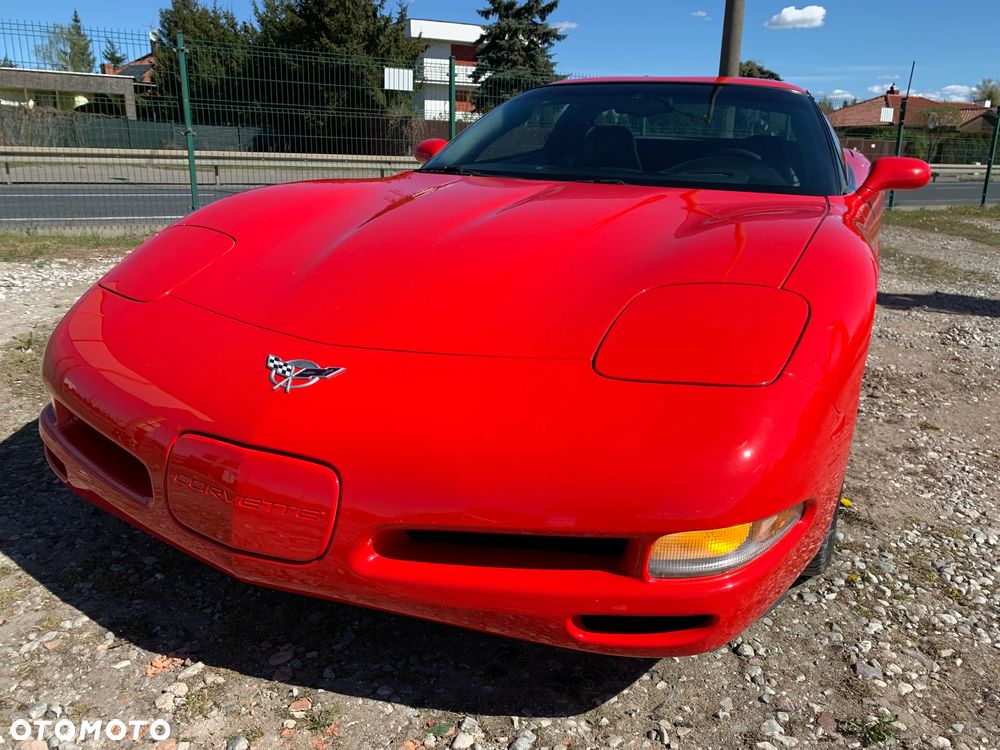 Chevrolet Corvette - 3
