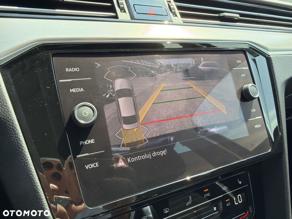 Volkswagen Passat 1.5 TSI EVO Elegance DSG - 28