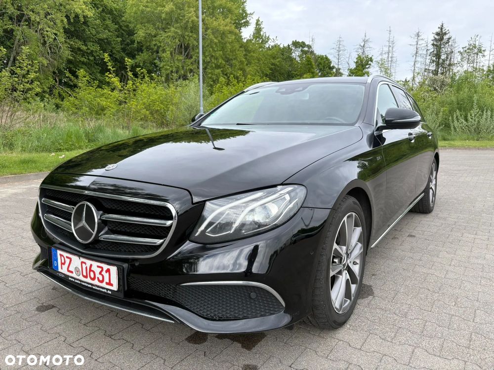 Mercedes-Benz Klasa E 220 d Business Edition 9G-TRONIC - 3