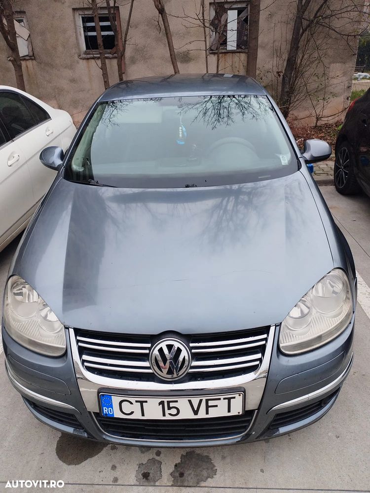 Volkswagen Jetta 1.9 TDI Comfortline - 1