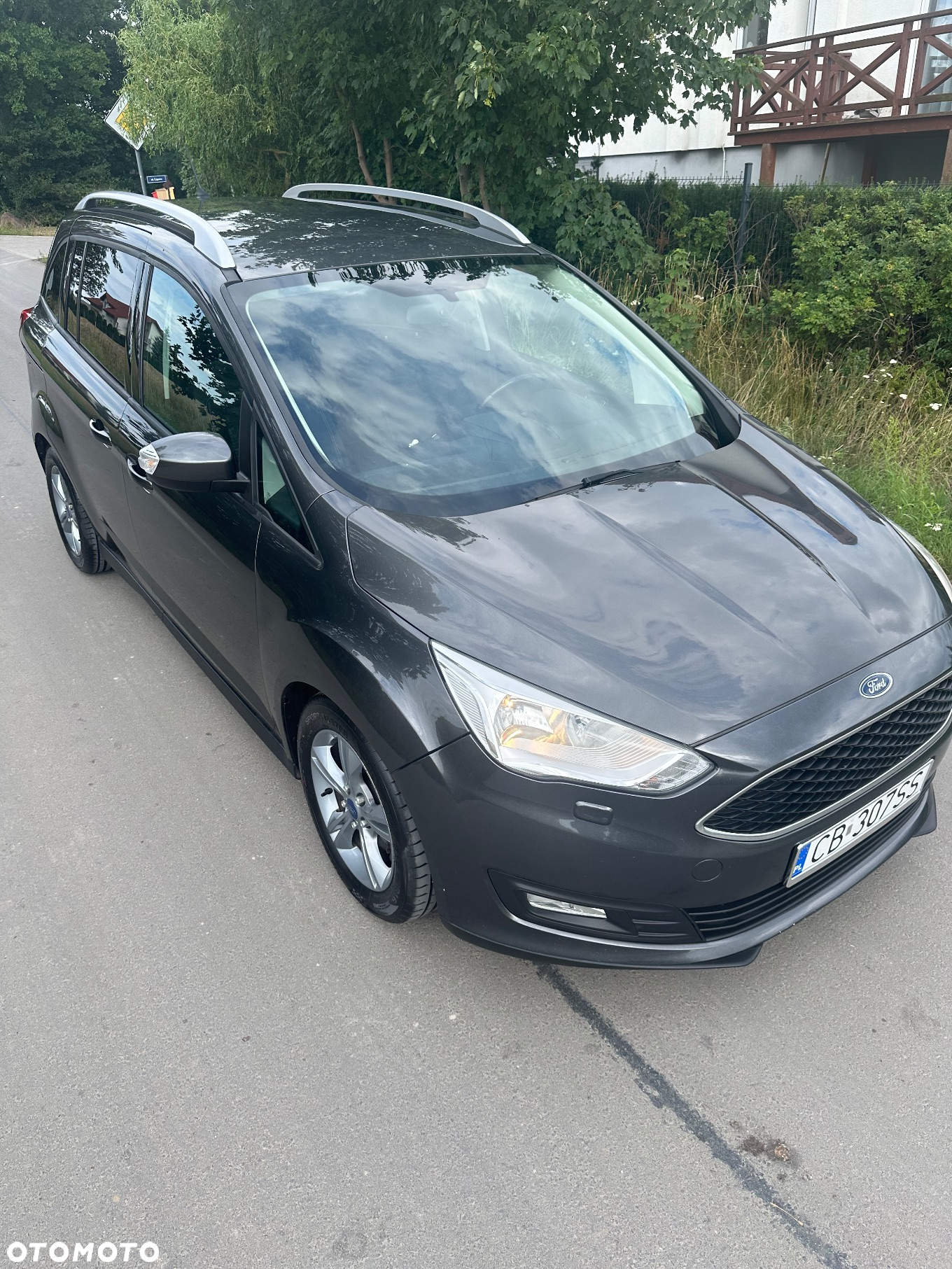 Ford Grand C-MAX - 3