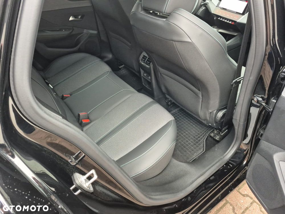 Peugeot 308 BlueHDi 130 EAT8 Allure Pack - 33