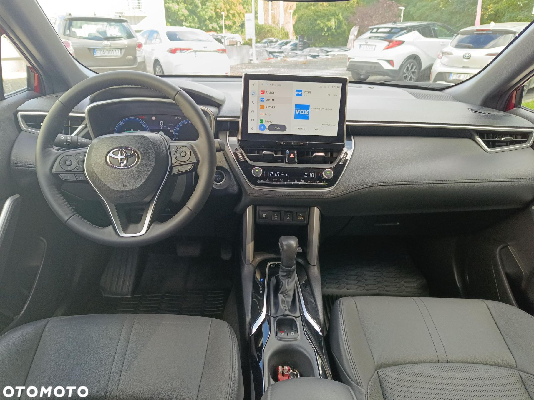 Toyota Corolla Cross 2.0 Hybrid Executive AWD - 17