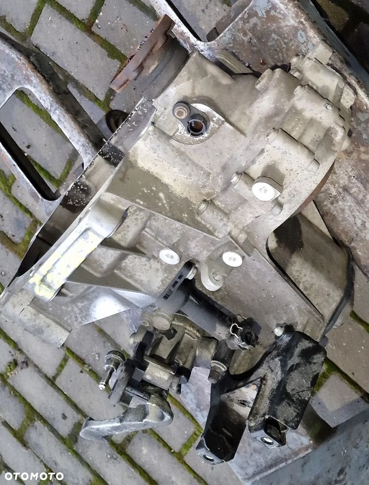 SKRZYNIA BIEGÓW 1.2 LNR SKODA FABIA II LIFT - 4