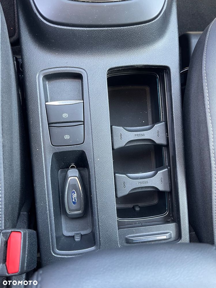 Ford Focus Turnier 1.0 EcoBoost Start-Stopp-System COOL&CONNECT DESIGN - 27