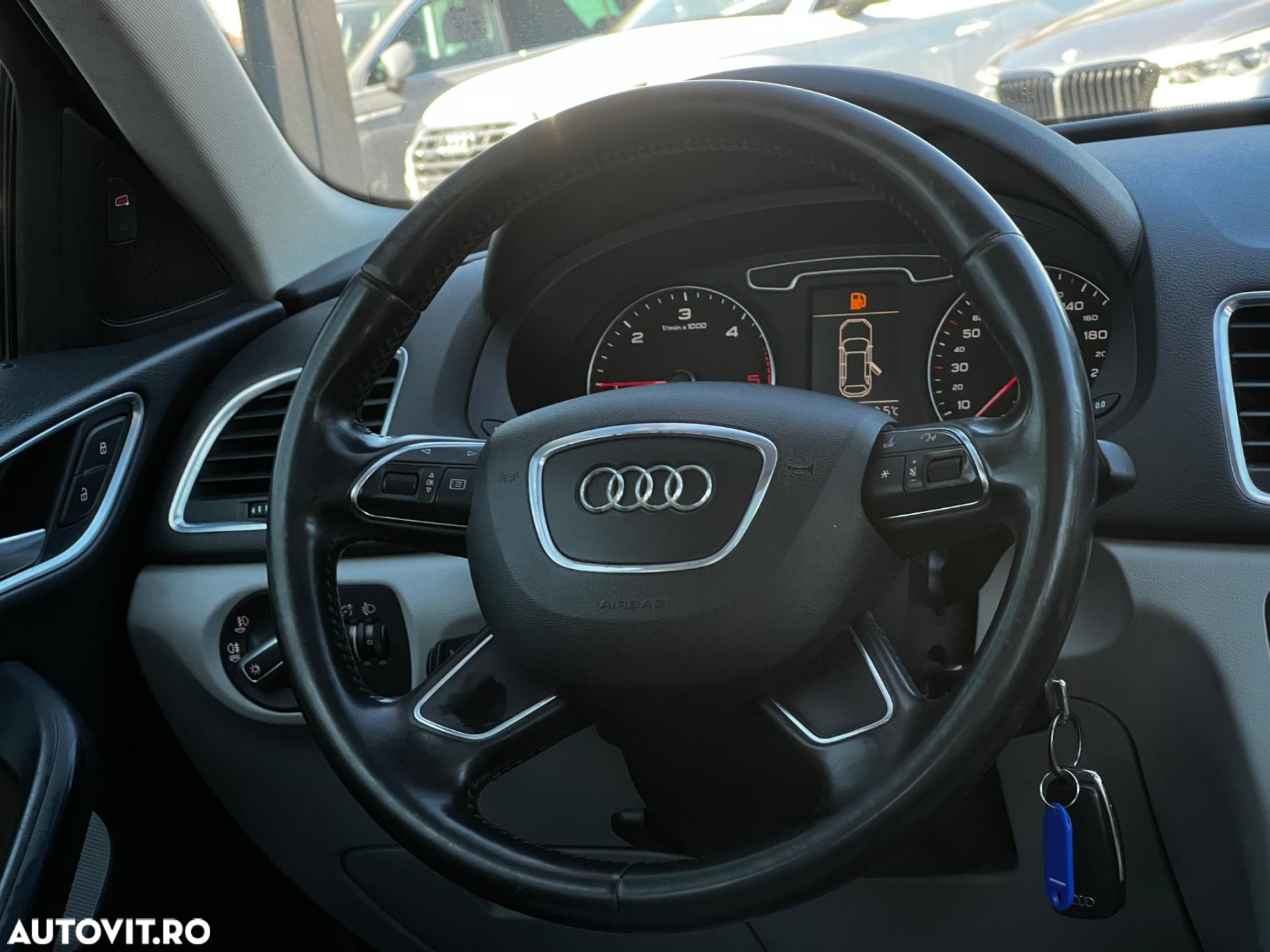 Audi Q3 2.0 TDI - 10