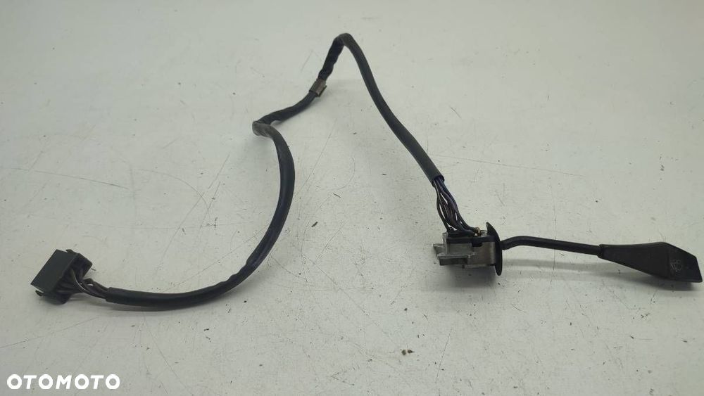 WŁĄCZNIK PRZEŁĄCZNIK WYCIERACZEK BMW 5 E12 EUROPA