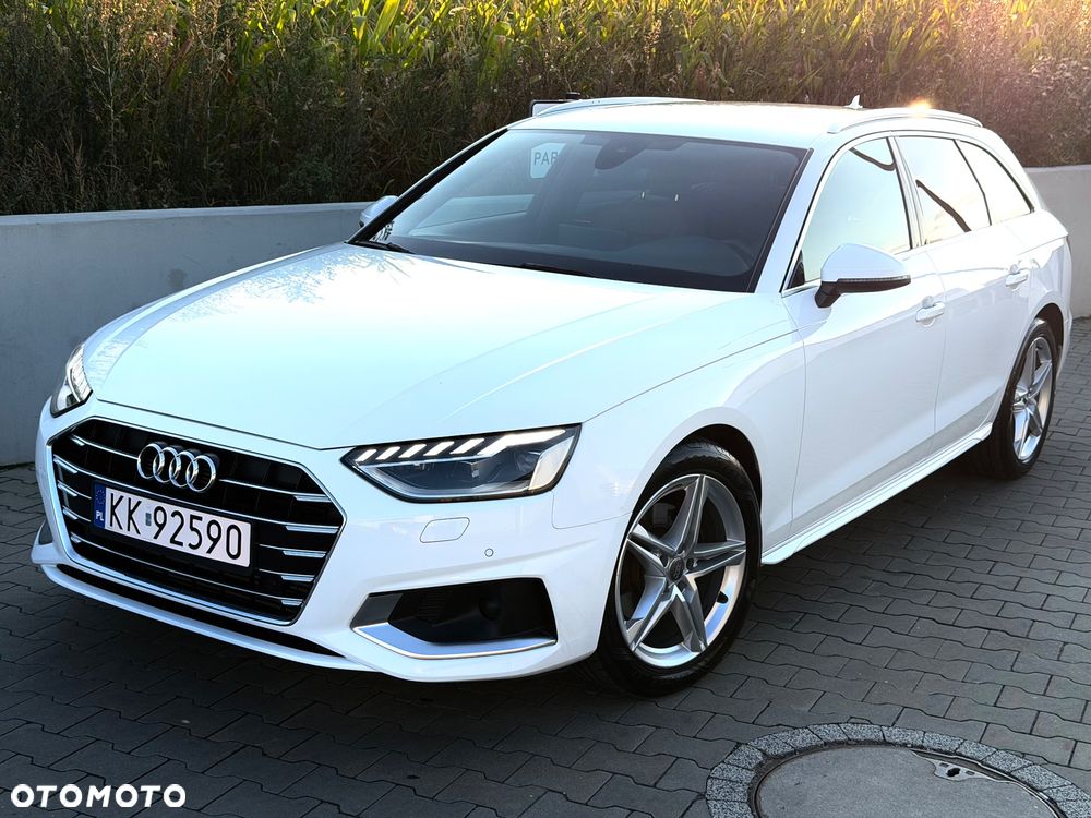 Audi A4 Avant 40 TFSI Sport S tronic - 12