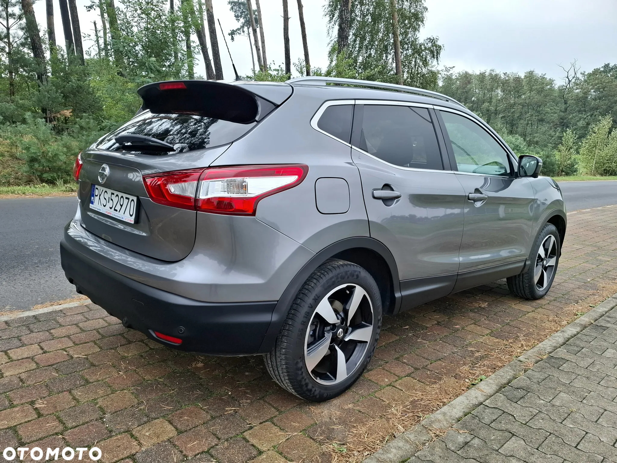 Nissan Qashqai 1.2 DIG-T N-Connecta EU6 - 23