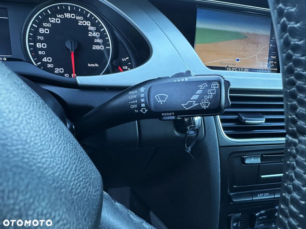 Audi A4 Avant 2.0 TDI ultra DPF Attraction - 29