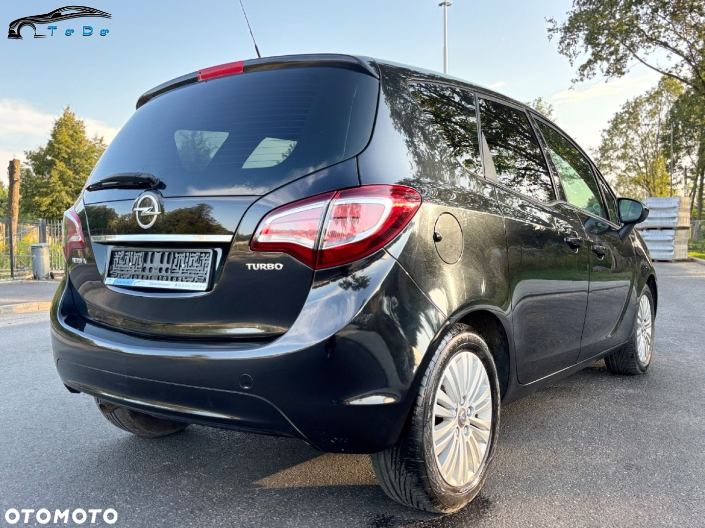 Opel Meriva 1.4 T Design Edition S&S - 13