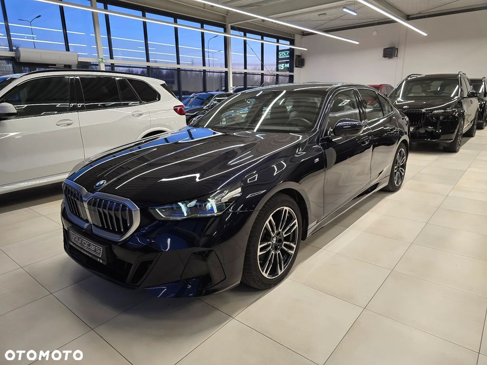 BMW Seria 5 520d xDrive - 1