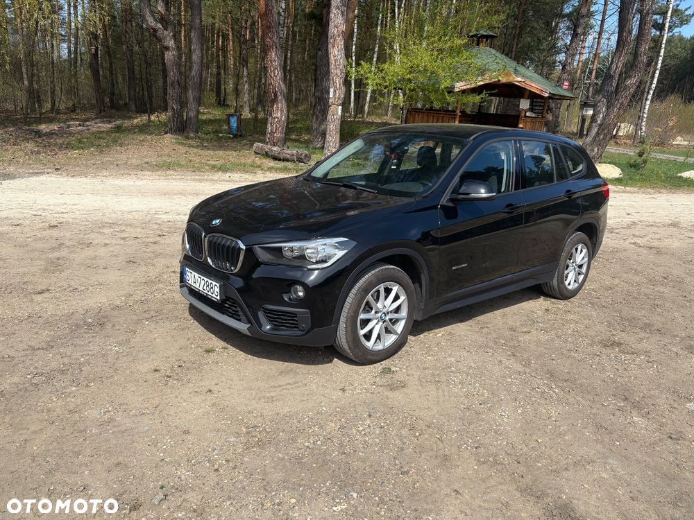 BMW X1 sDrive18i Sport Line - 3