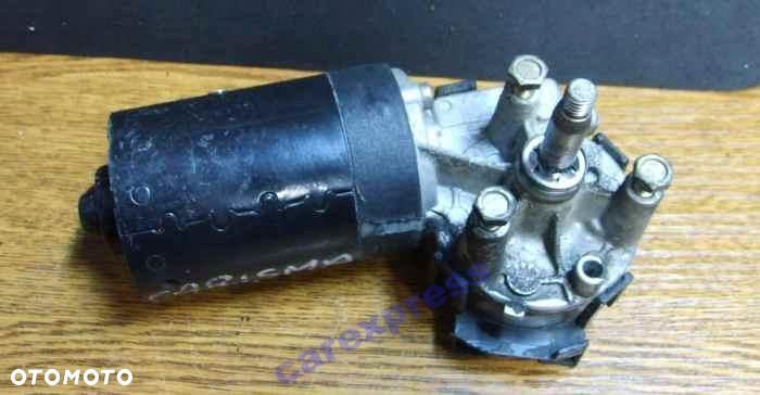 CARISMA SILNICZEK WYCIERACZEK PRZÓD 0390241114 - 1