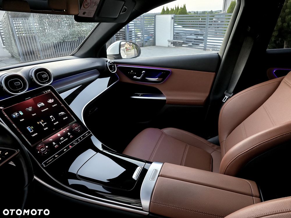 Mercedes-Benz GLC - 37