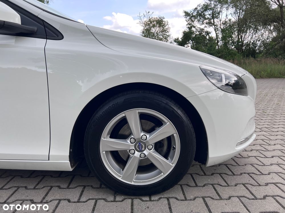 Volvo V40 D2 Kinetic - 16