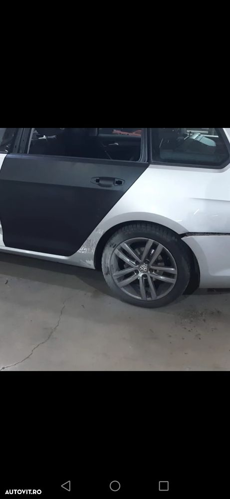 Volkswagen Golf - 13