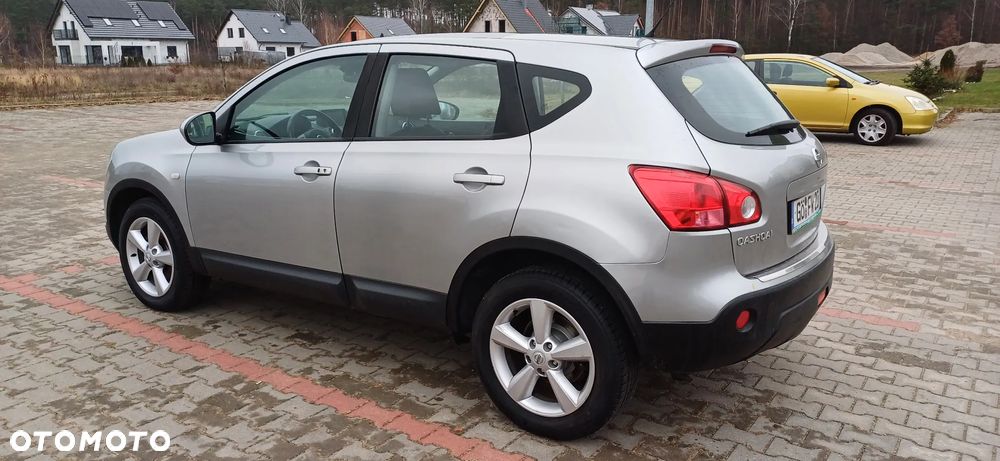 Nissan Qashqai 2.0 4 x 4 tekna - 12