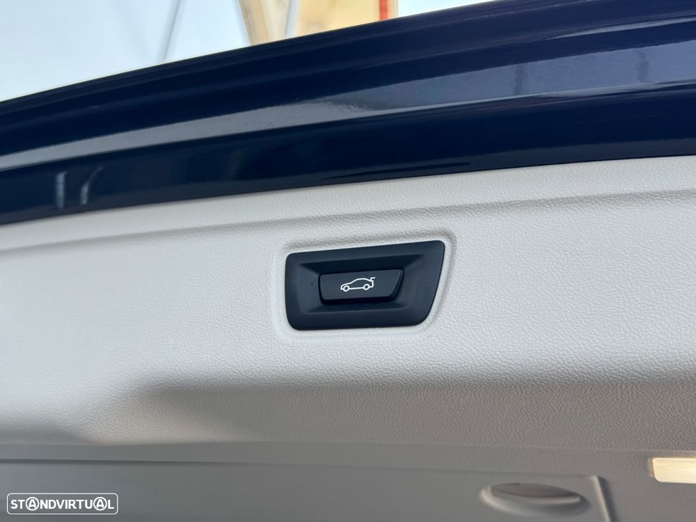 BMW 320 e Aut. Sport Line - 17