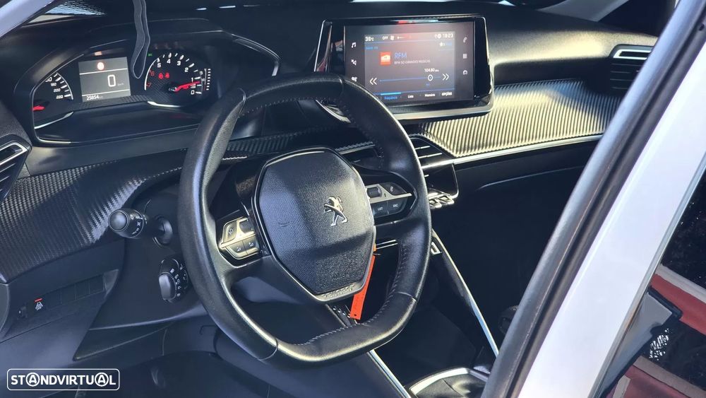 Peugeot 2008 1.2 PureTech Active - 14