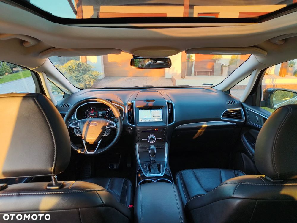 Ford S-Max 2.0 TDCi Titanium PowerShift - 22