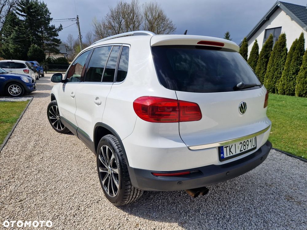 Volkswagen Tiguan 1.4 TSI BlueMotion Technology Lounge Sport & Style - 24
